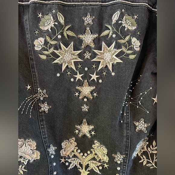Celestial Jacket - Picture 2 of 7